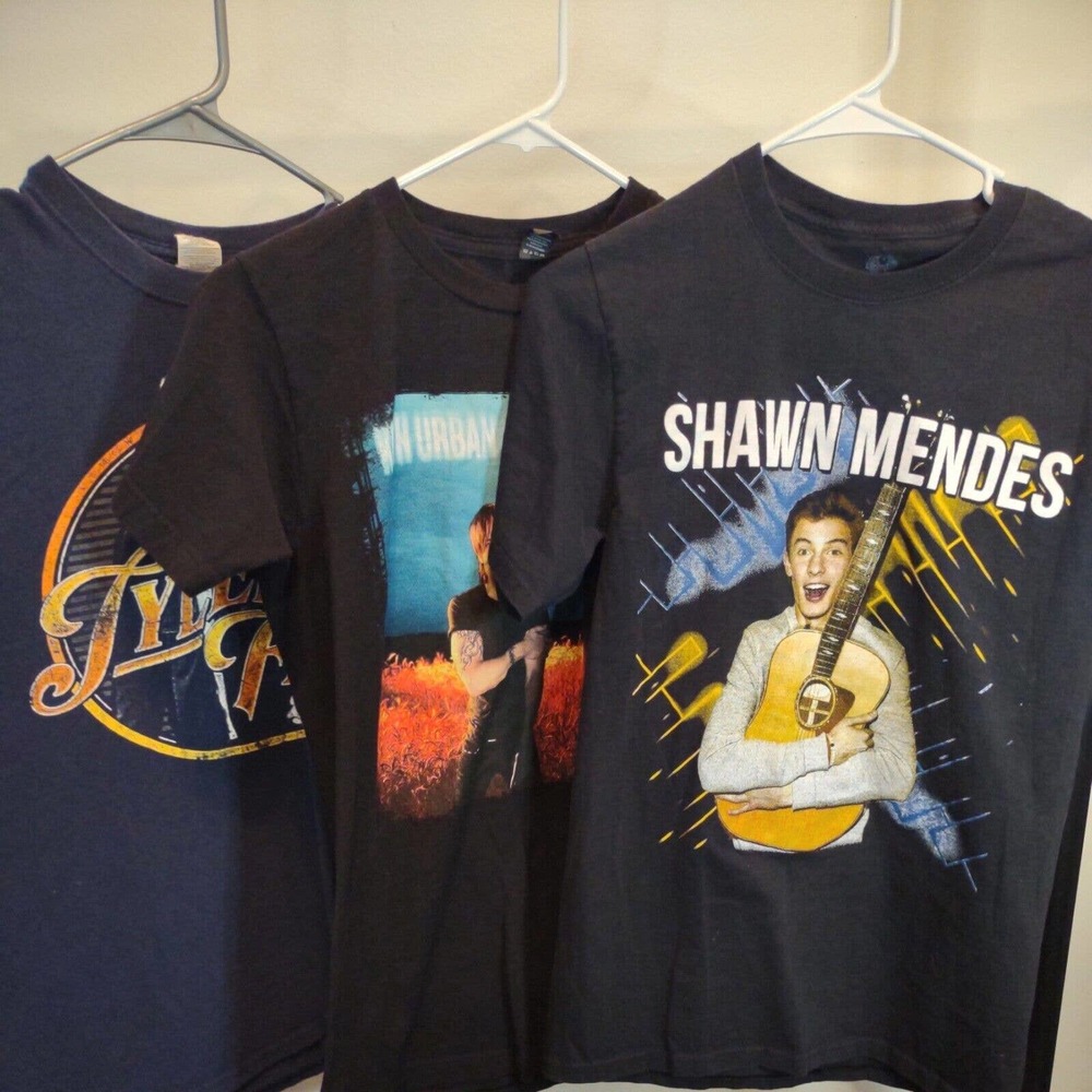 Lot of 3 Concert Tshirts Shawn Mendes Keith Urban Fuse Tyler Farr Small Medium